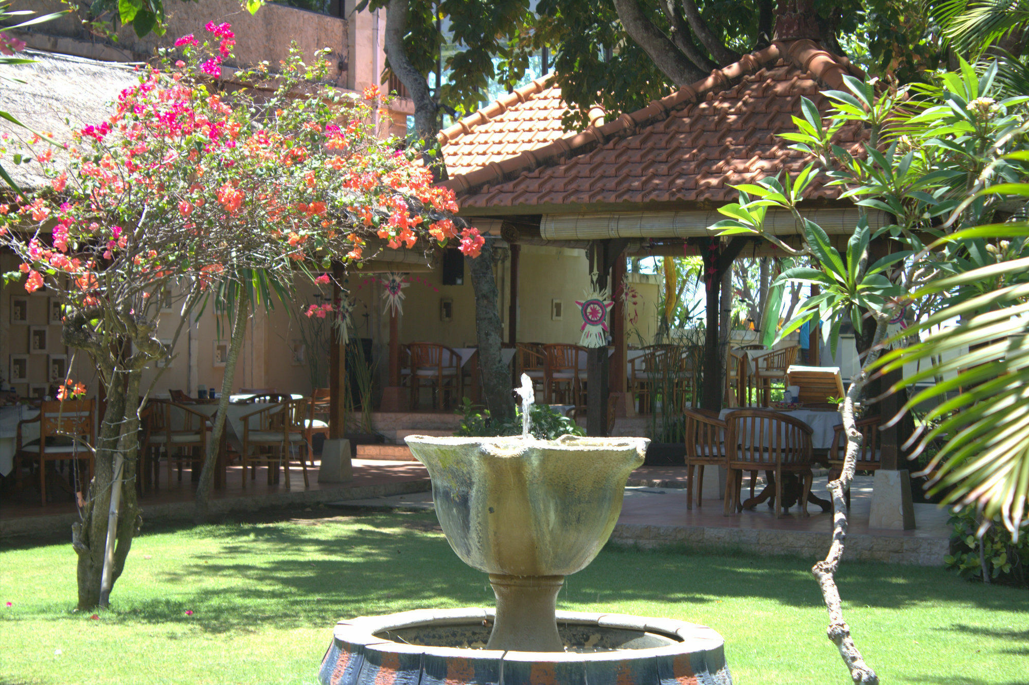 The Sari Beach Legian Exterior foto