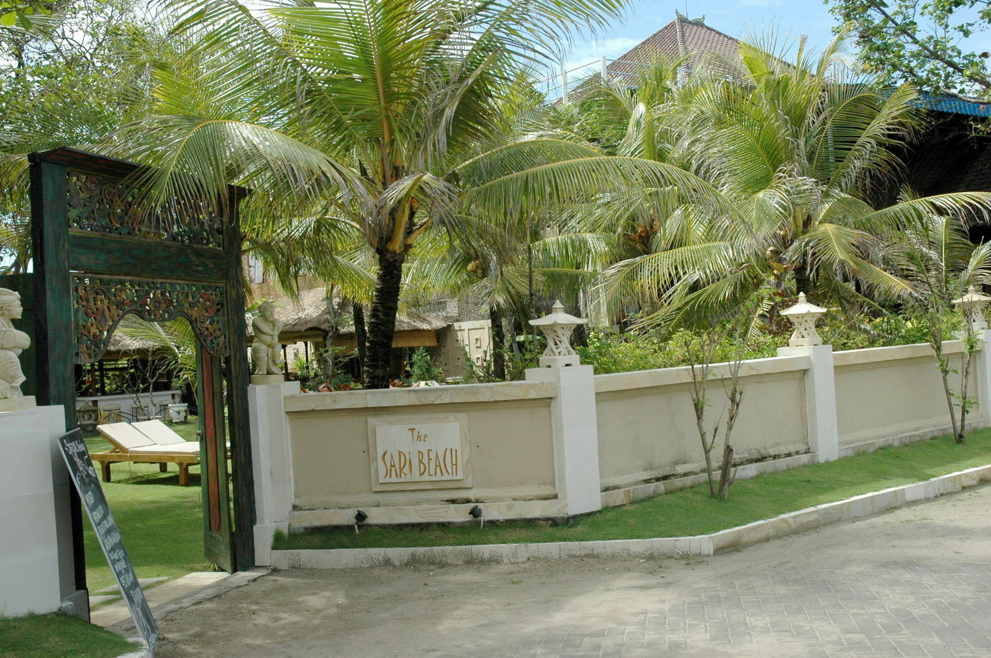 The Sari Beach Legian Exterior foto